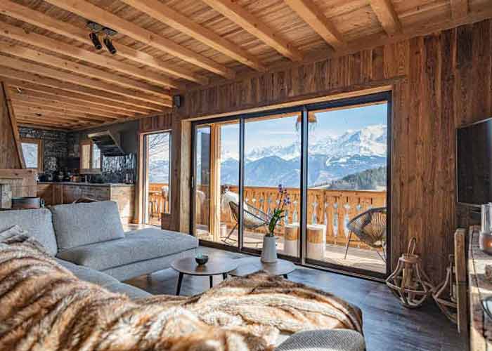 Vue du Chalet & Spa Les Cerises � Cordon face au massif du Mont-Blanc