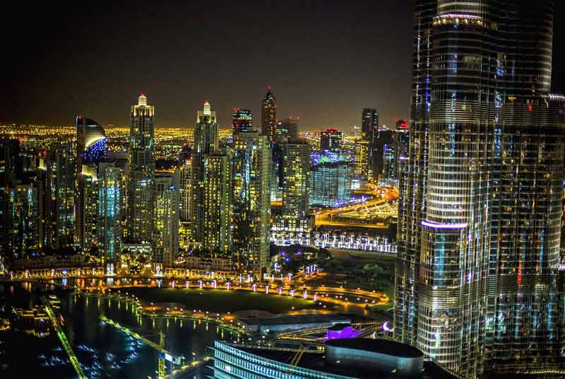 nombreux gratte-ciel à Dubaï