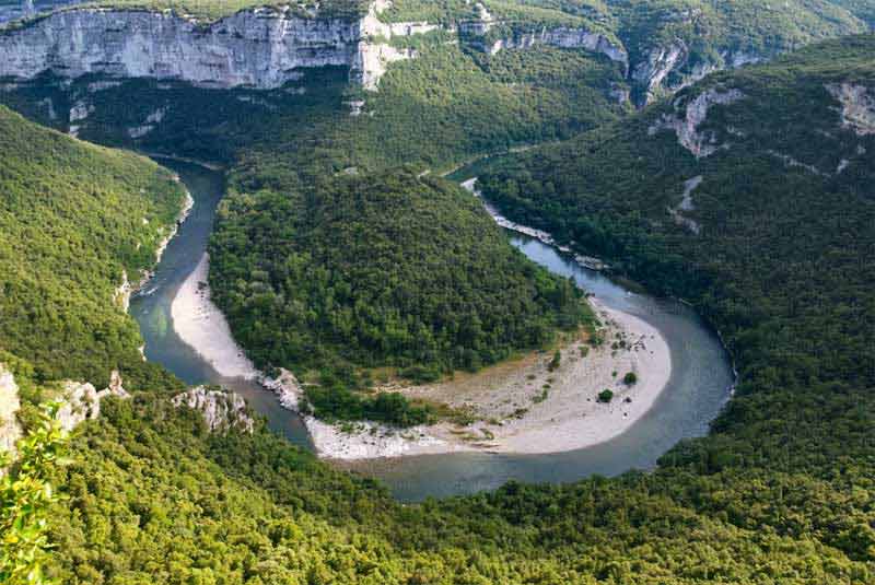 vue sur le cirque de la Madeleine, gorges de l'Ardèche