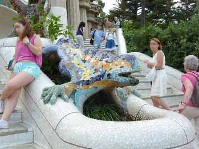 Le dragon ou salamandre, image la plus populaire du park Güell