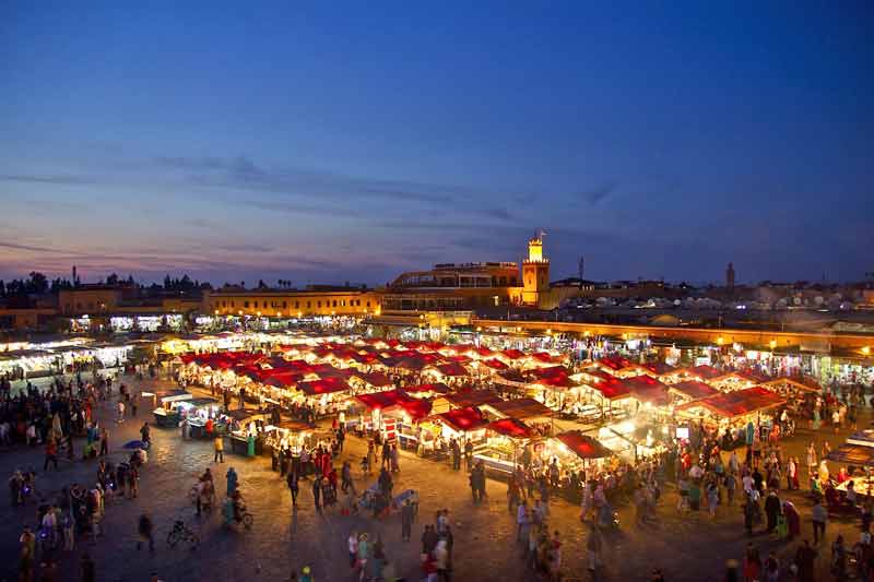 place Jamaa Alfna au sud-ouest de la médina de Marrakech au Maroc