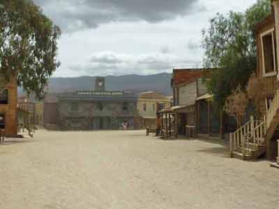 banque centrale du Fort bravo dans le désert de Tabernas en Andalousie (Espagne, Europe)