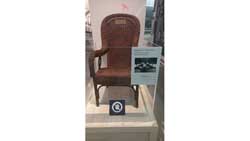 Véritable fauteuil en osier du Laté 28, musée L'Envol des Pionniers (Toulouse)