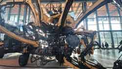 Gros plan sur le mécanisme de l'Araignée, halle des Machines (Toulouse, France)