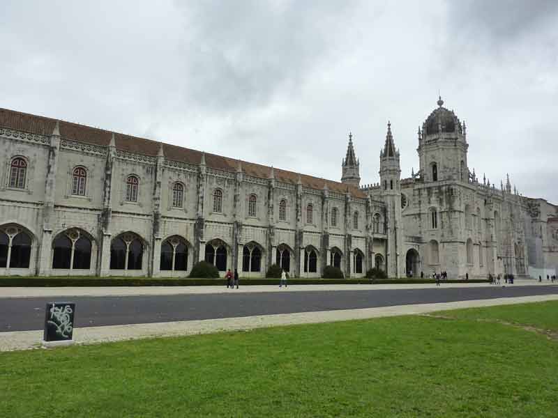 Façade du monastère des Hiéronymites (Mosteiro dos Jerónimos) à Lisbonne