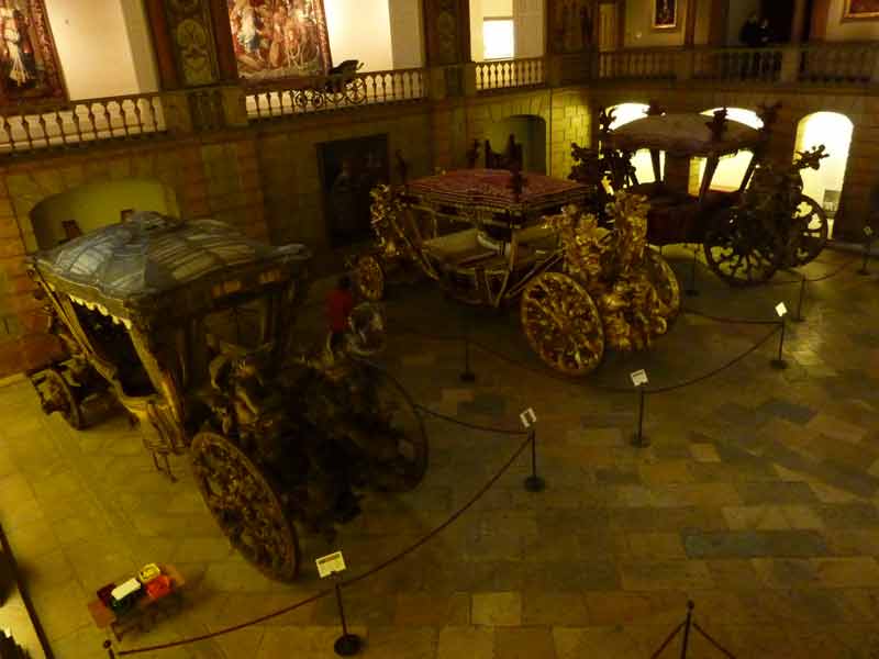 Collection de carrosses au musée des carrosses (museu dos coches) de Lisbonne (Portugal)