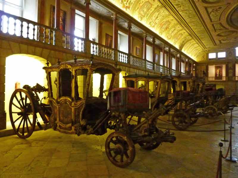 Collection de carosses au musée des carosses (museu dos coches) de Lisbonne (Portugal)