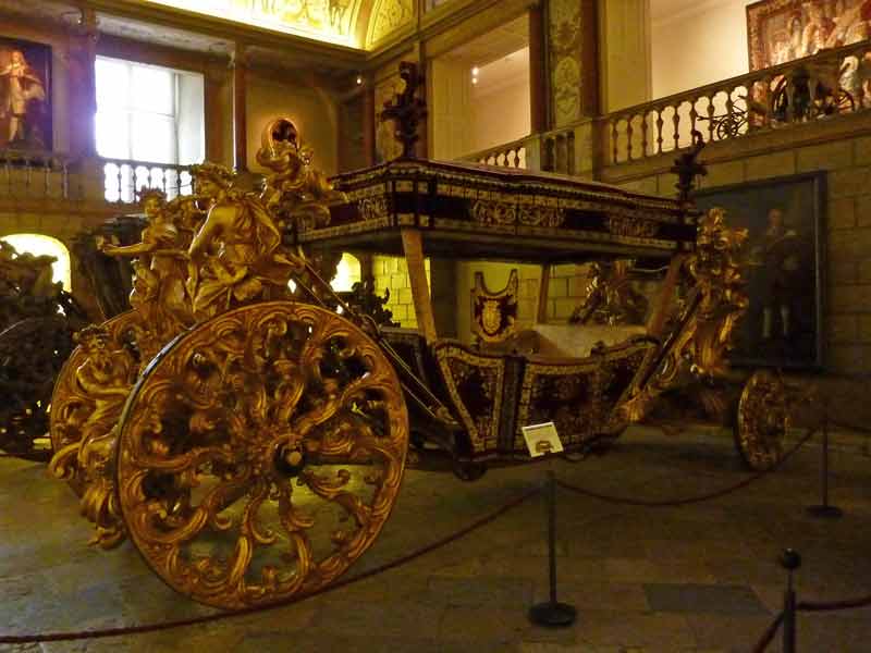 Collection de carrosses au musée des carrosses (museu dos coches) de Lisbonne (Portugal)