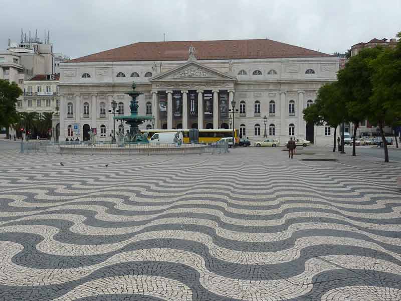 Théâtre National Dona Maria II, Praça Dom Pedro IV, Lisbonne (Portugal)