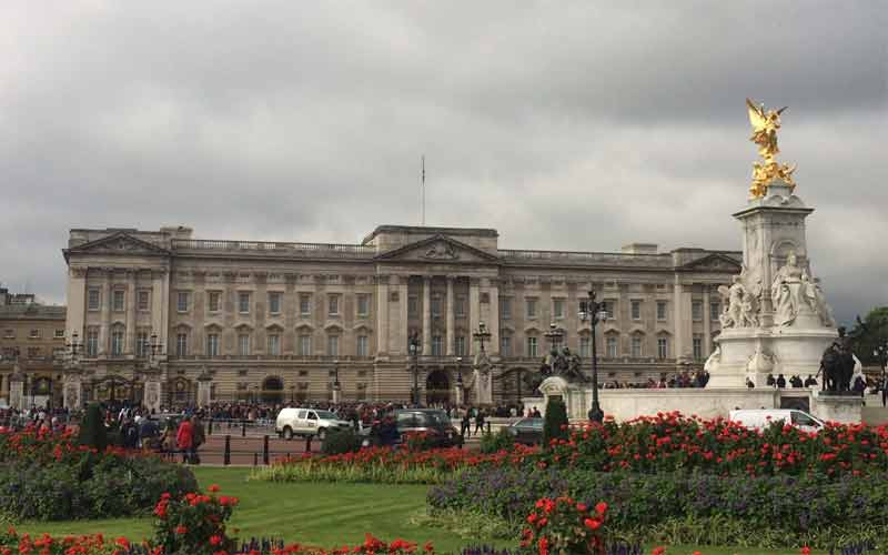 Palais de Buckingham et mémorial de Victoria