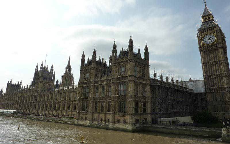 Chambre des communes (House of Commons) et Chambre des lords (House of Lords)