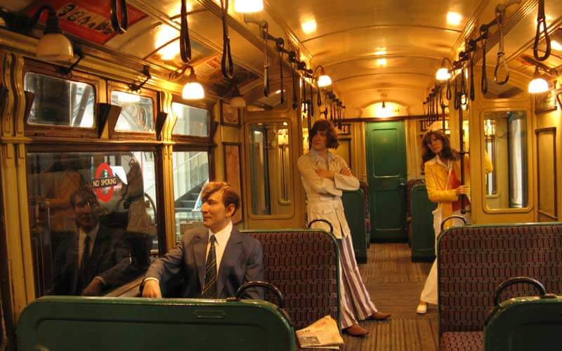 Intérieur d'un bus londonien de 1953