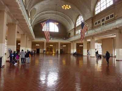 Intérieur du musée de l’immigration, New York