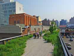 Jardin suspendu à New York, high line du Meatpacking District