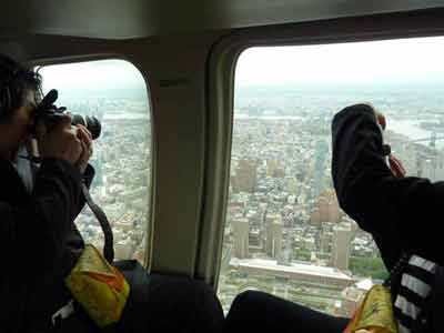 Photo de Manhattan prise à l’intérieur d’un hélicoptère en vol