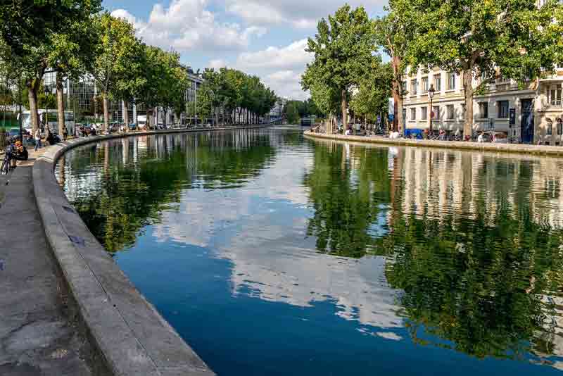 canal Saint-Martin à quelques pas de la place de la Bastille