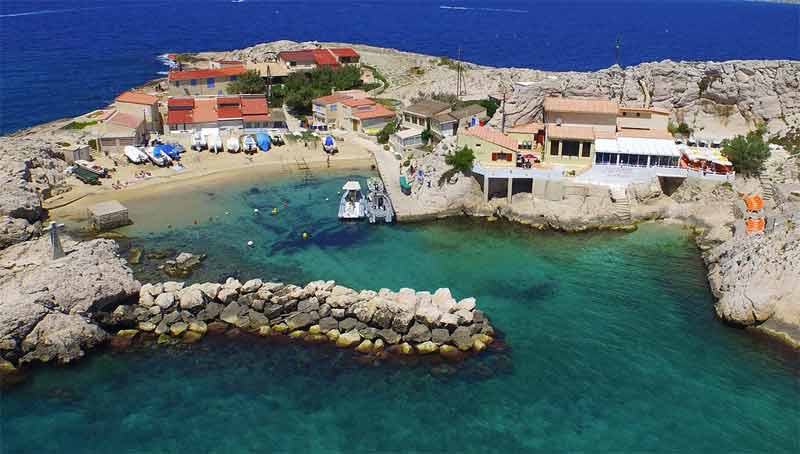 plage privée de la baie des Singes à Marseille