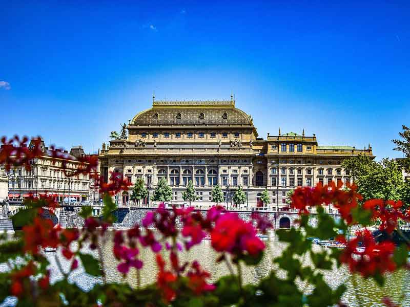 Théâtre national de Prague