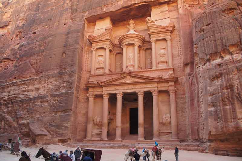 Khazneh, monument le plus connu de la cité antique de Pétra en Jordanie