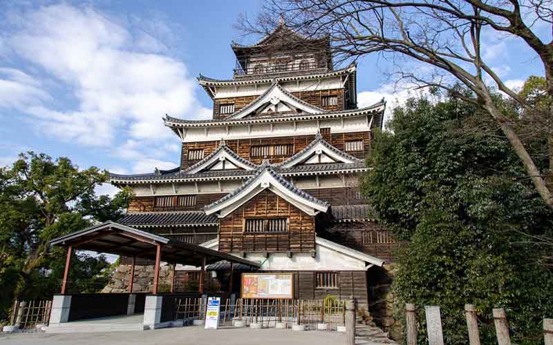 Tour du château d'Hiroshima