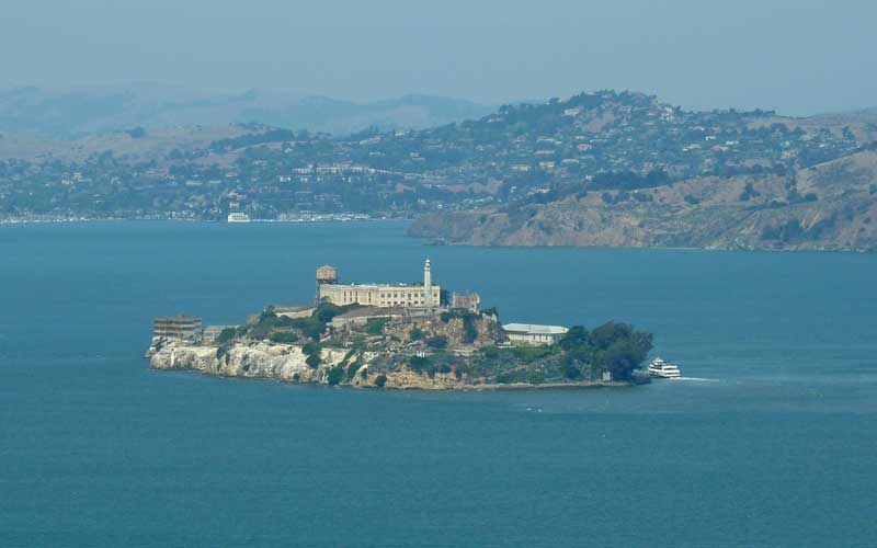 Vue sur l'île d'Alcatraz depuis Telegraph hill