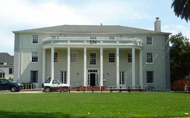 Maison de la fraternité étudiante ΣN, université de Stanford