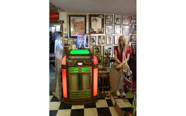 Jukebox dans le general store de Hackberry