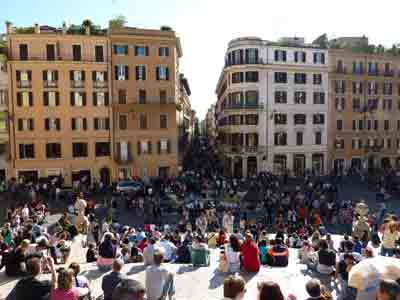 Place d'Espagne vue depuis l’escalier de la Trinité-des-Monts