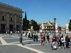 Vue depuis la place du Capitole de Rome