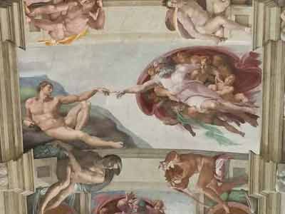 La Création d'Adam, peinture de Michel-Ange sur la partie centrale de la voûte du plafond de la 
												chapelle Sixtine dans les musées du Vatican à Rome