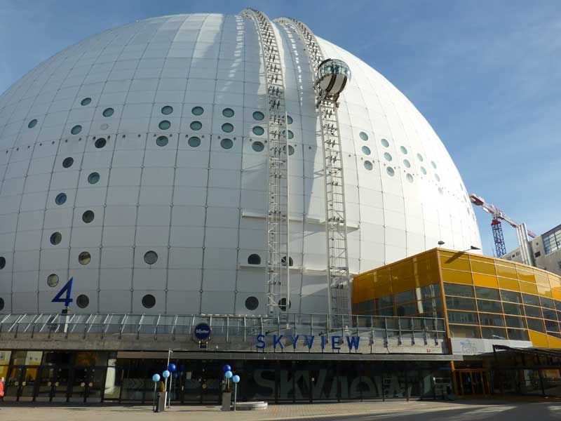 Bâtiment de l'Avicii Arena, salle omnisports et plus grande structure sphérique du monde située 2 Globentorget à Stockholm