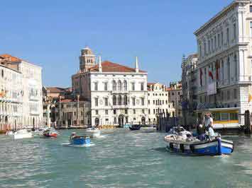 Palais Balbi vu depuis le Grand Canal (Venise)