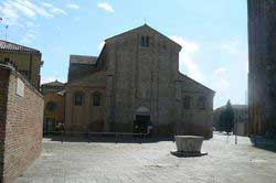 Façade de la basilique Santi maria e donato, Murano, Italie