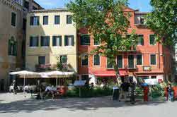 Campo San Giacomo dall'Orio, Venise