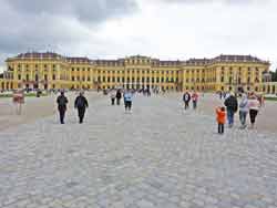 Entrée du château de Schönbrunn, Schönbrunner Schloßstraße 47, Vienne