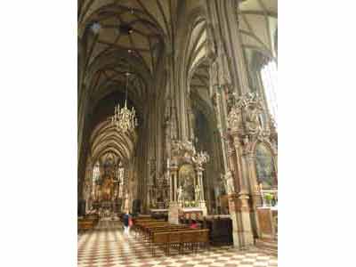intérieur de la cathédrale Saint-Etienne (Stephansdom) de Vienne