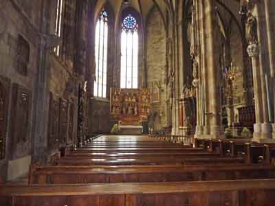 intérieur de la cathédrale Saint-Etienne (Stephansdom) de Vienne (Autriche)