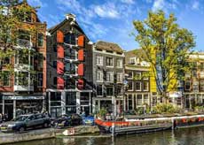 Maisons historiques d'Amsterdam et canal