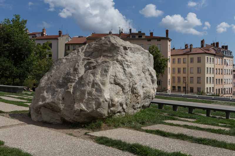 Le Gros Caillou est un des symboles du quartier de la Croix-Rousse à Lyon (France)