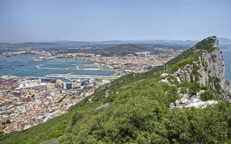 Vue en haut du rocher de Gibraltar