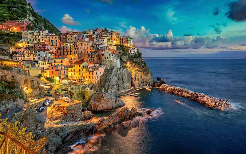 Manarola by night, Cinque Terre