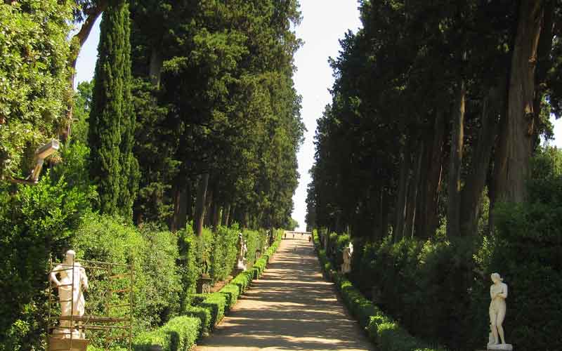 Allée principale des jardins de Boboli (Florence)
