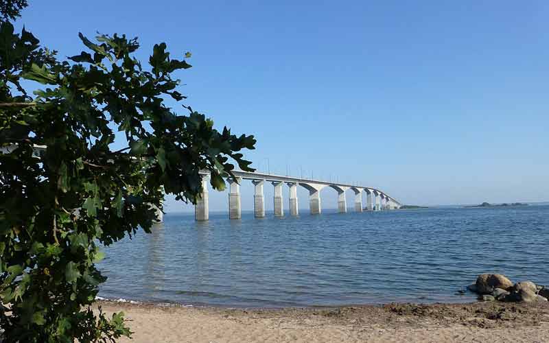 Ölandsbron, pont de 6 kms qui relie l'île d'Öland à la ville de Kalmar