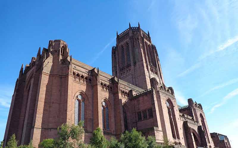 Cathédrale anglicane de Liverpool, la plus grande du monde