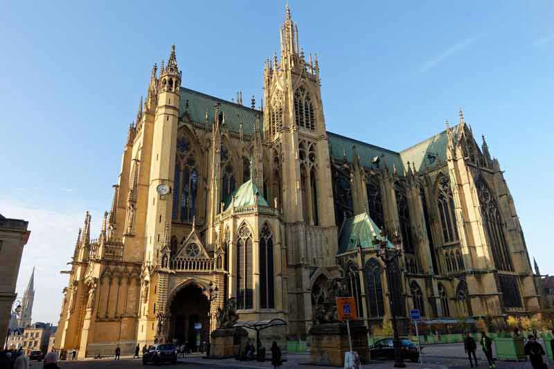 Cathédrale Saint-Étienne de Metz, chef-d'œuvre gothique en Lorraine