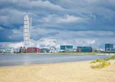 Turning Torso, tour torsadée de 190 mètres de haut dans le quartier de Västra Hamnen (Malmö)