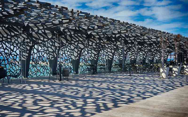 Architecture à l'intérieur du Mucem