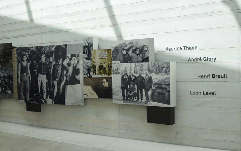 Photo de Maurice Thaon, André Glory, Henri Breuil et Léon Laval