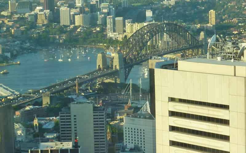 Vue sur le Harbour bridge depuis la tour de Sydney (Centrepoint)