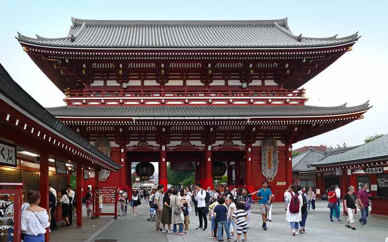 Temple Sensō-ji (quartier d'Asakusa à Tokyo)